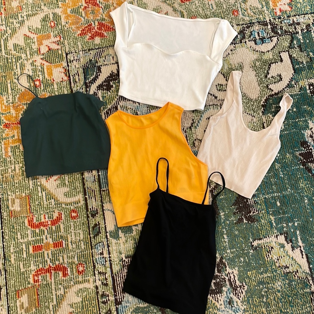 Lot of 6 crop tops